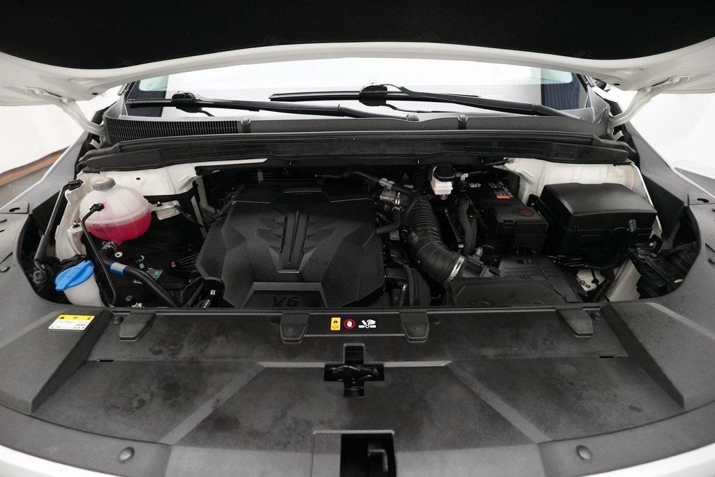 used 2024 Kia Carnival car, priced at $28,250