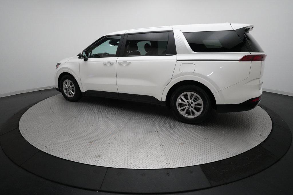 used 2024 Kia Carnival car, priced at $28,250