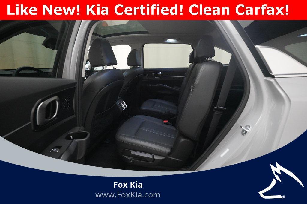 used 2025 Kia Sorento car, priced at $31,300