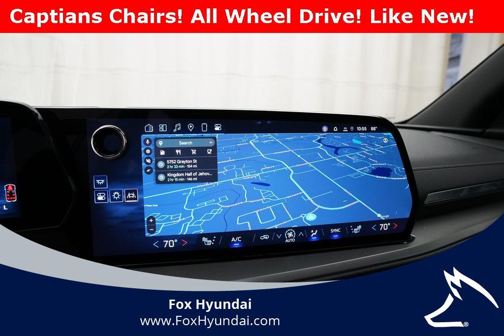 used 2025 Chevrolet Traverse car, priced at $35,900