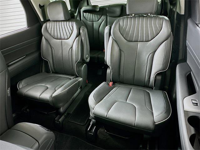 used 2024 Hyundai Palisade car, priced at $38,721