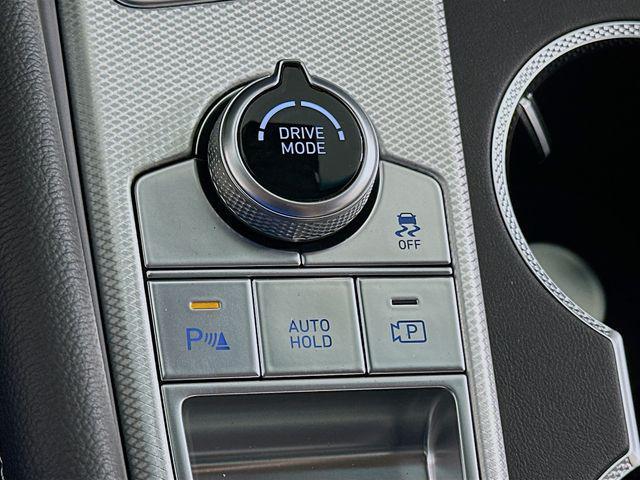 new 2026 Genesis G70 car, priced at $44,414