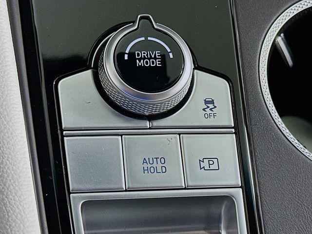 new 2025 Genesis G70 car, priced at $39,575