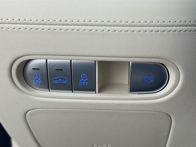 new 2026 Genesis G90 car, priced at $100,410