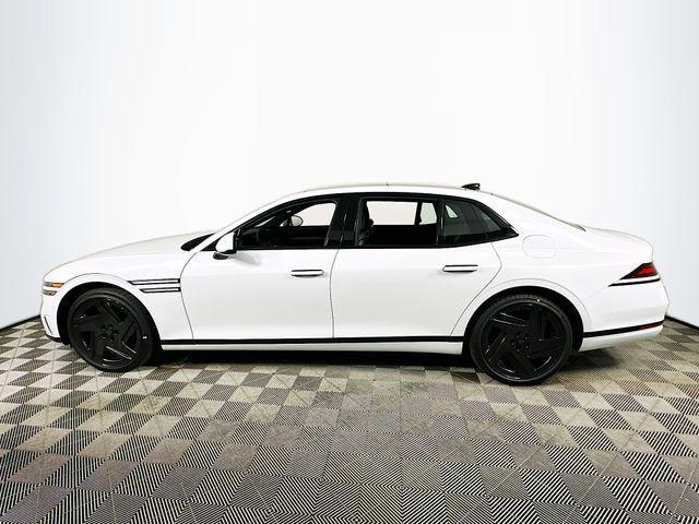 new 2026 Genesis G90 car, priced at $103,065