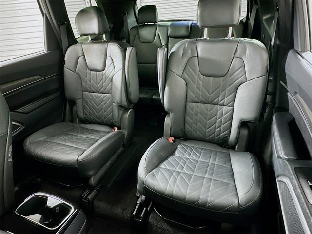 used 2025 Kia Telluride car, priced at $40,517