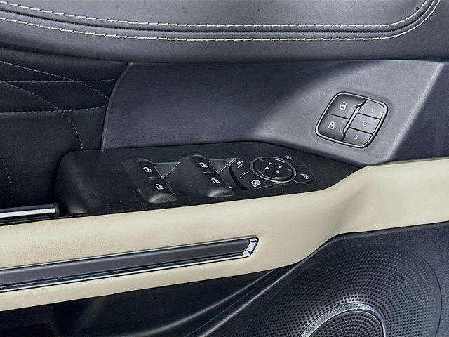 used 2021 Ford Expedition car, priced at $41,996