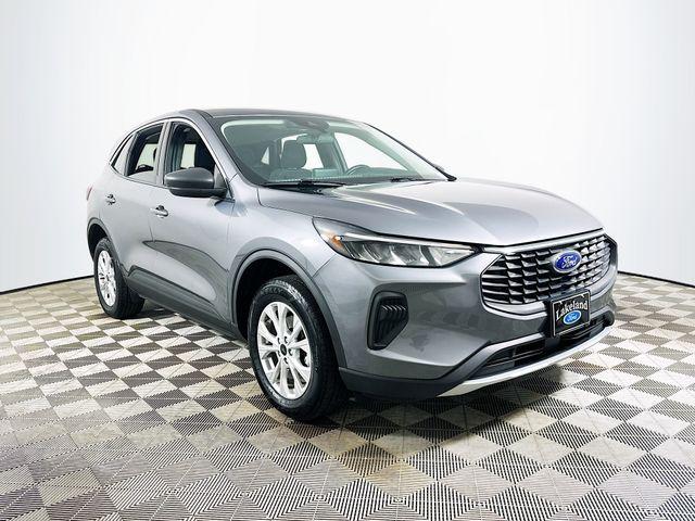 used 2024 Ford Escape car, priced at $19,621