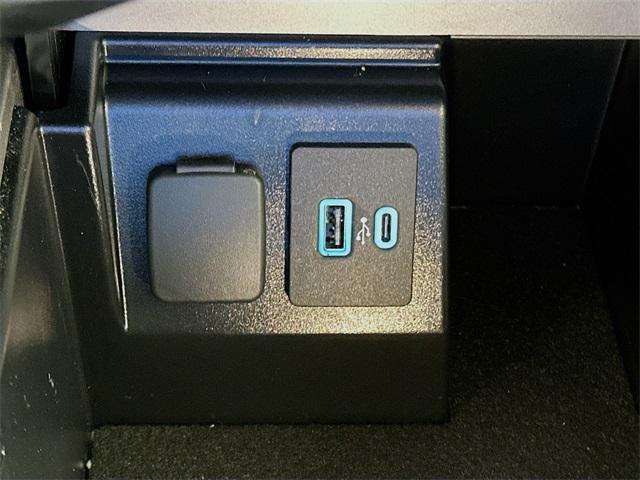 used 2023 Ford Explorer car, priced at $35,898