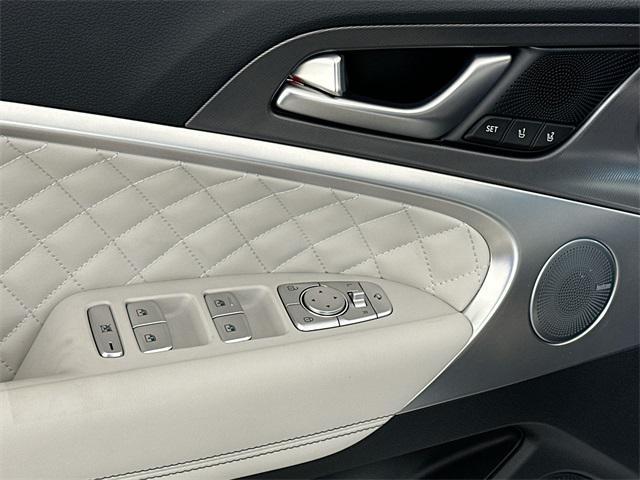 new 2025 Genesis G70 car, priced at $50,123