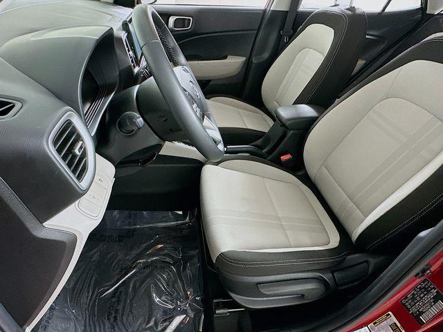 used 2025 Hyundai Venue car, priced at $18,148