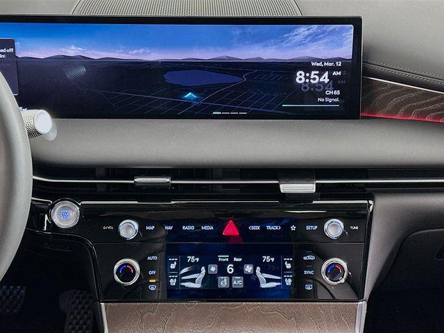 new 2025 Genesis G80 car, priced at $59,454