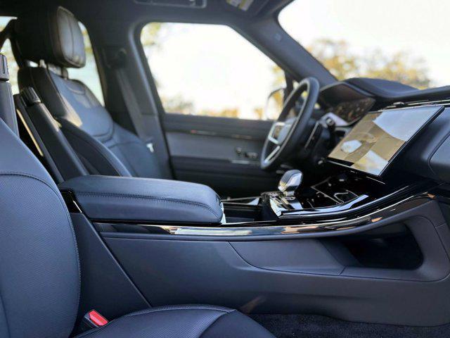 new 2025 Land Rover Range Rover Sport car, priced at $93,870