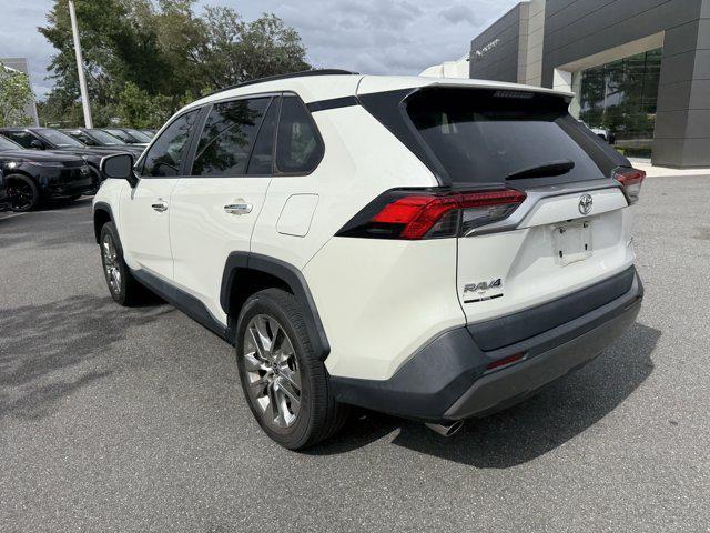 2021 Blizzard Pearl Toyota RAV4