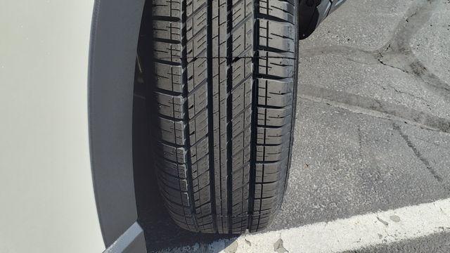 used 2024 Subaru Ascent car, priced at $30,900