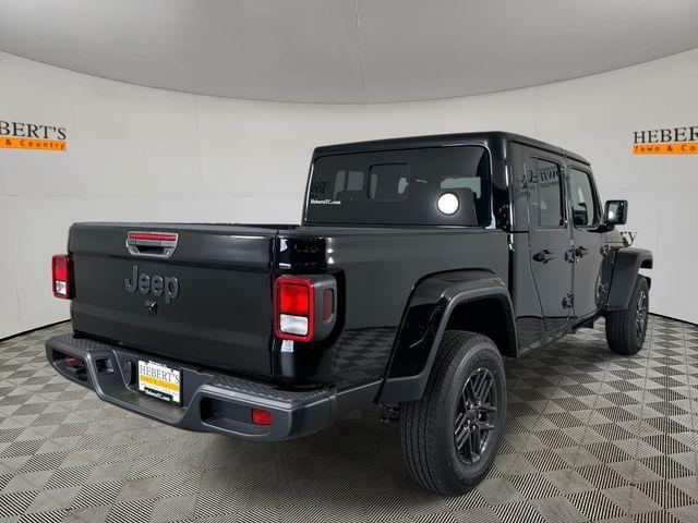 new 2025 Jeep Gladiator car, priced at $45,700