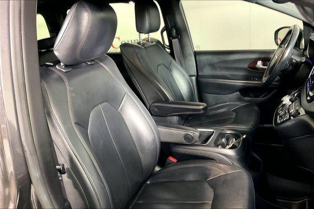 used 2020 Chrysler Pacifica car, priced at $18,862