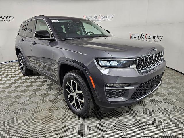 new 2025 Jeep Grand Cherokee car, priced at $41,245