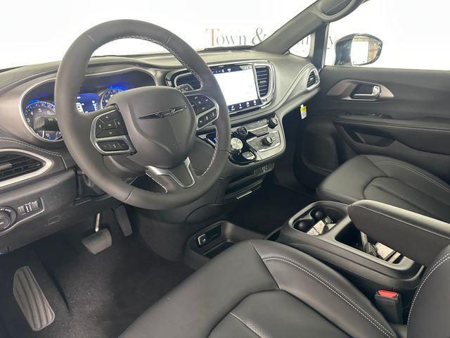 new 2026 Chrysler Pacifica car, priced at $41,420