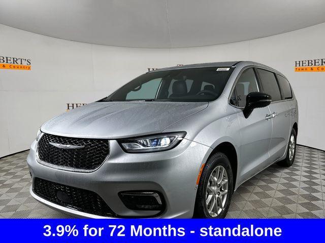 new 2026 Chrysler Pacifica car, priced at $41,915