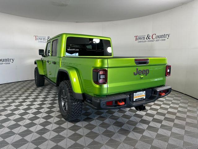 new 2025 Jeep Gladiator car, priced at $60,685