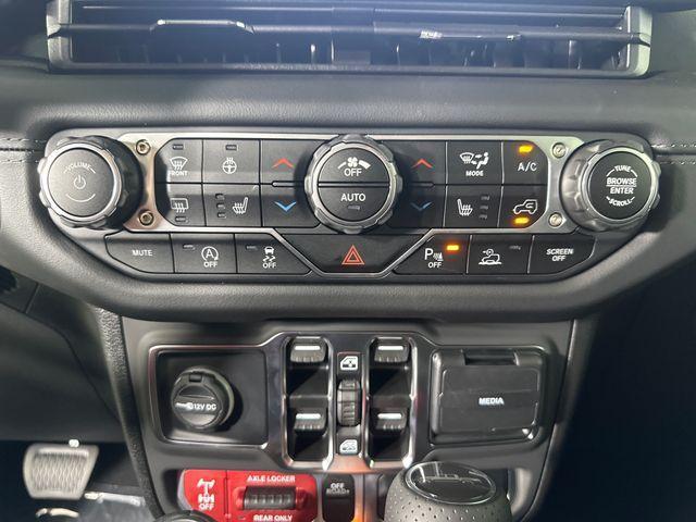 new 2025 Jeep Gladiator car, priced at $60,685