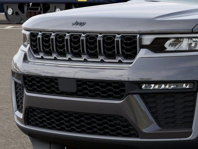 new 2026 Jeep Grand Cherokee car, priced at $51,000