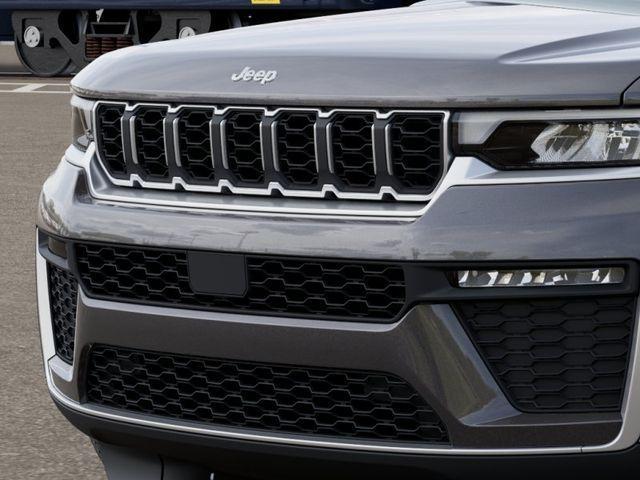 new 2026 Jeep Grand Cherokee car, priced at $45,985