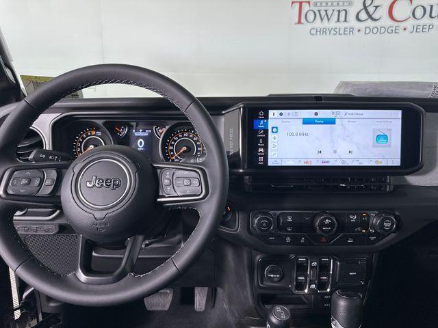 new 2025 Jeep Gladiator car, priced at $44,145