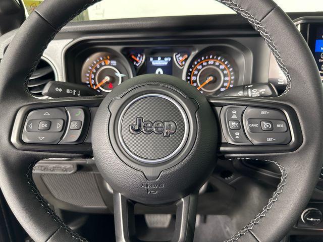 new 2025 Jeep Gladiator car, priced at $44,145