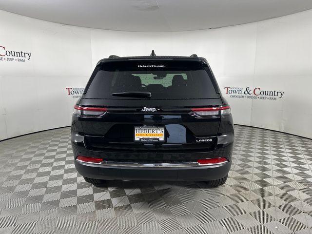 new 2025 Jeep Grand Cherokee car, priced at $38,420