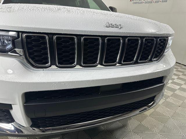 new 2025 Jeep Grand Cherokee L car, priced at $39,325