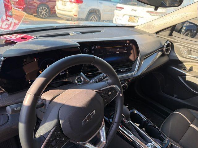 used 2025 Chevrolet Trax car, priced at $23,609