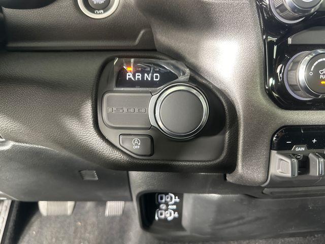 new 2025 Ram 1500 car, priced at $39,996