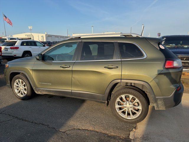 used 2019 Jeep Cherokee car, priced at $15,651