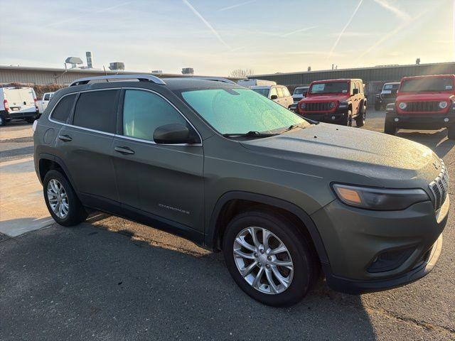 used 2019 Jeep Cherokee car, priced at $15,651