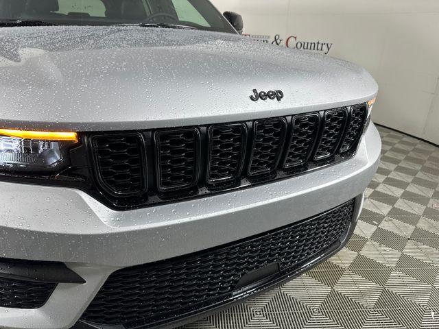 new 2025 Jeep Grand Cherokee car, priced at $44,625