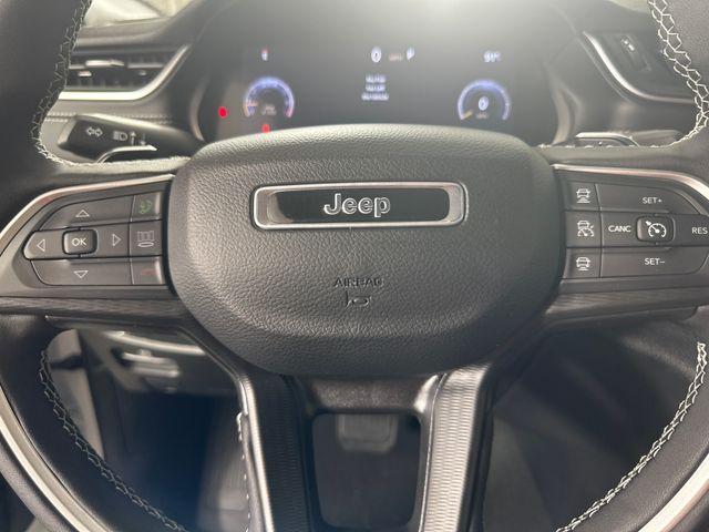 new 2025 Jeep Grand Cherokee car, priced at $44,625