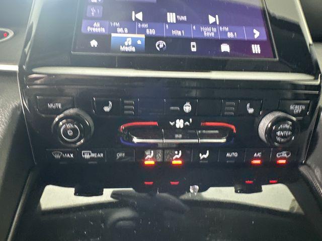 new 2025 Jeep Grand Cherokee car, priced at $44,625