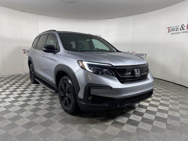 used 2022 Honda Pilot car, priced at $25,982