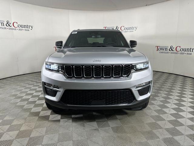 new 2025 Jeep Grand Cherokee car, priced at $37,245