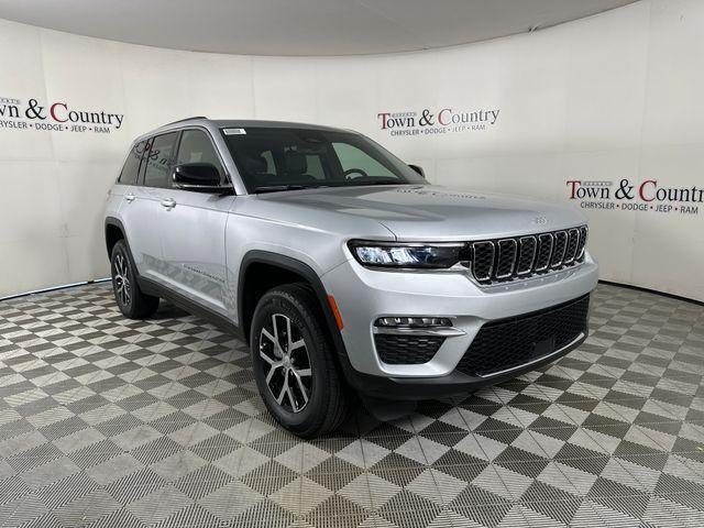 new 2025 Jeep Grand Cherokee car, priced at $37,245
