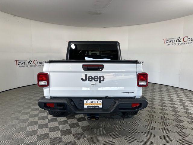used 2021 Jeep Gladiator car, priced at $29,247