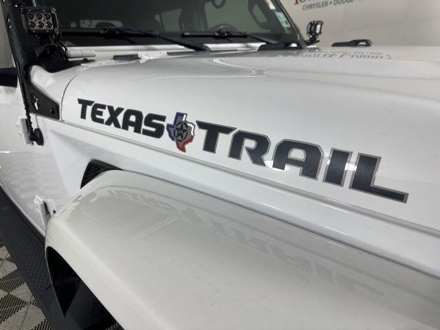 used 2021 Jeep Gladiator car, priced at $29,247