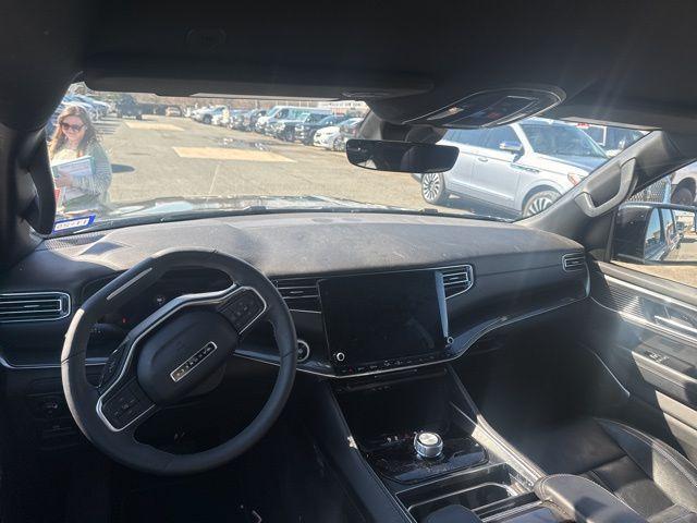 used 2022 Jeep Wagoneer car, priced at $36,218