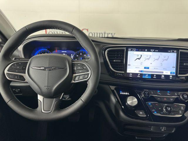 new 2026 Chrysler Pacifica car, priced at $46,065