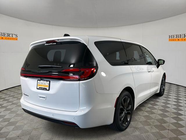 new 2026 Chrysler Pacifica car, priced at $46,065