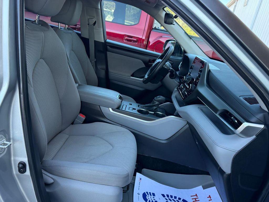 used 2021 Toyota Highlander car, priced at $29,750