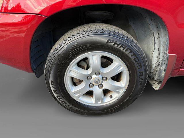 used 2003 Toyota Highlander car, priced at $6,994