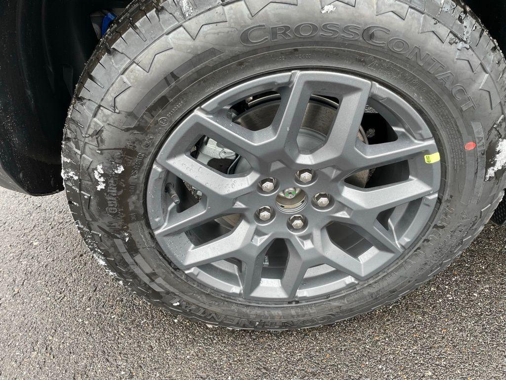 new 2025 Ford Bronco Sport car, priced at $35,360